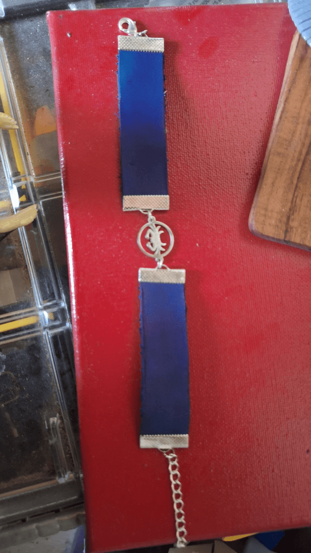 Bracelet Signe Astrologique Cancer en Ruban Velours Bleu Royal - Bijou Élégant