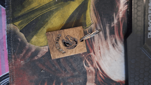 Porte-Clés Signe Astrologique Lion – Bois Gravé – Cadeau Zodiaque Unique