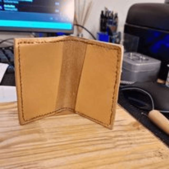 Portefeuille Cuir Camel Fait Main – Intérieur Cuir Naturel – Maroquinerie Artisanale